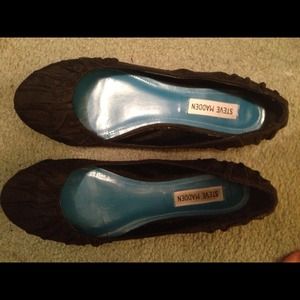 Black Steve Madden flats