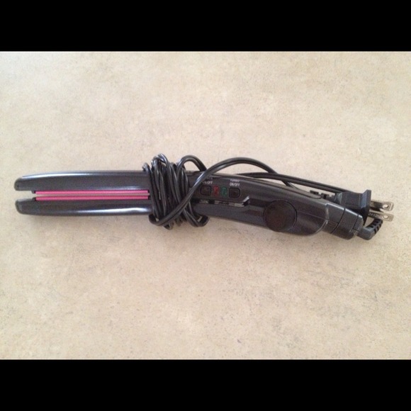 🎁GIFTED🎁FREE💗Conair Hair Straightener💗 - Picture 3 of 4
