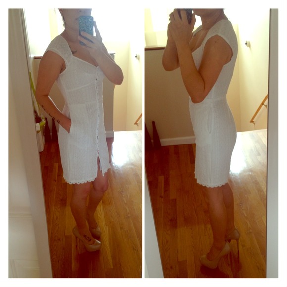 bebe Dresses & Skirts - Bebe Dress 🎀