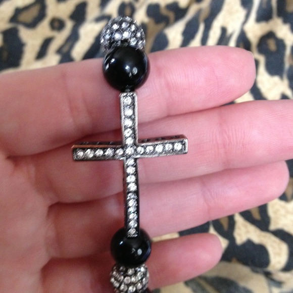 *Arm Candy* - Picture 3 of 4