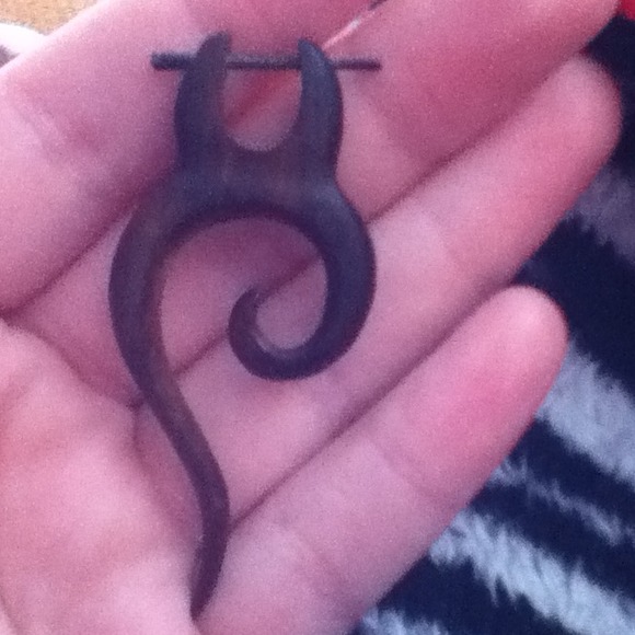 Earrings - Picture 2 of 2