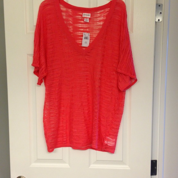 NWT Motherhood Maternity top