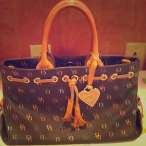 REDUCED Dooney & burke brown leather bag