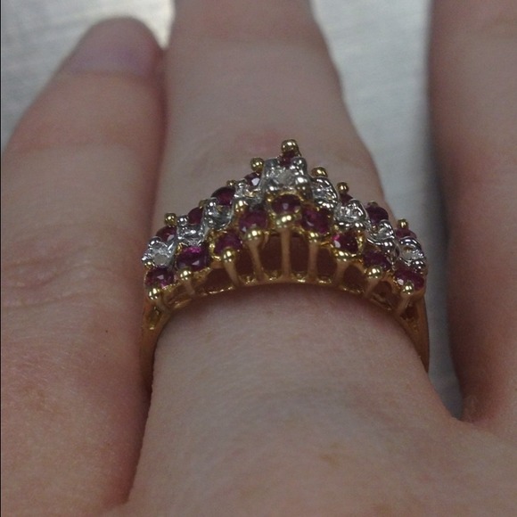 (REDUCED) 10K Gold Ruby Ring - Picture 2 of 3