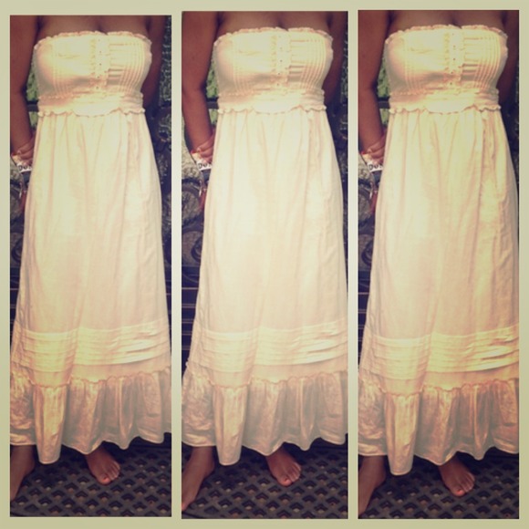 Dresses & Skirts - Host Pick 12/1 SOLD