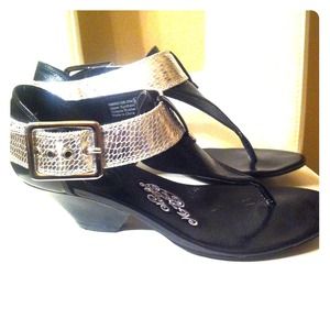 Naughty Monkey silver & black sandals