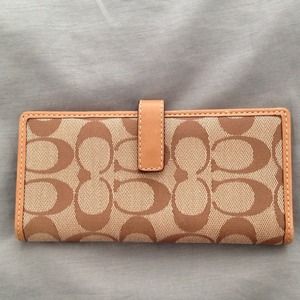 Coach Checkbook/Credit Card Wallet