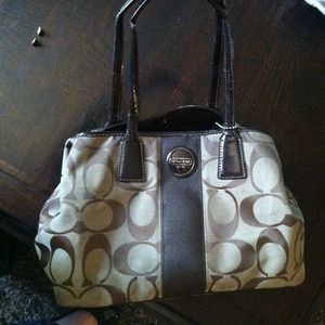 Large sized coach bag