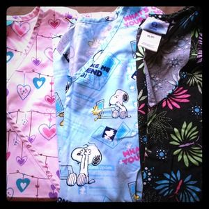 Bundle of 3 scrub tops
