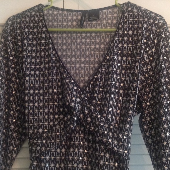 SOLD......New Direction xl top