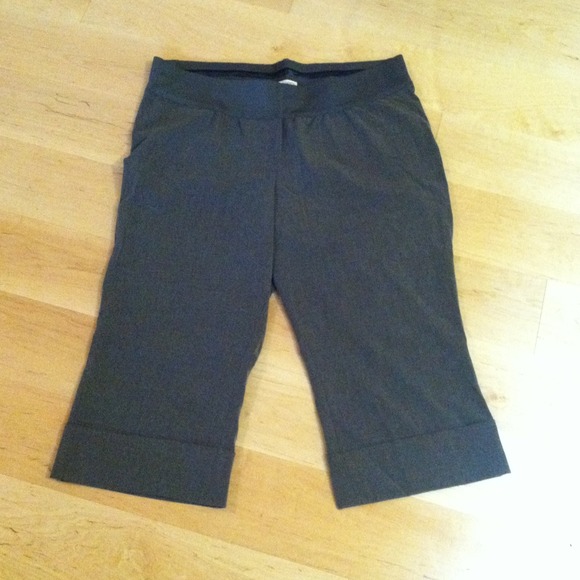 Maternity Capris