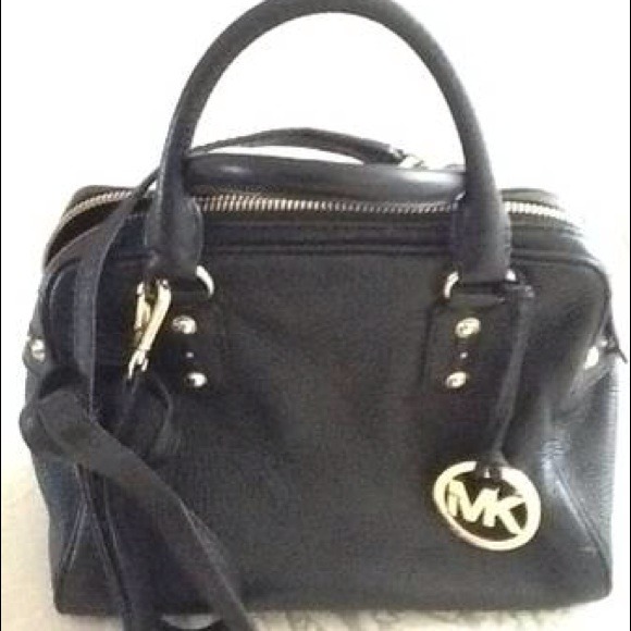 ✨RESERVED✨Authentic Michael Kors Crossbody Handbag