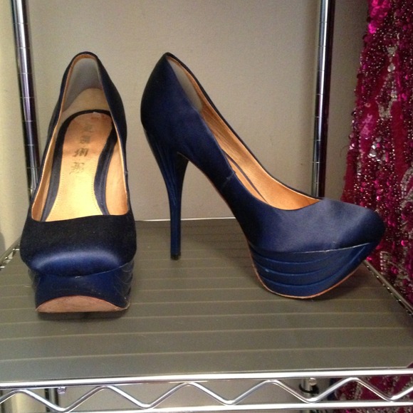 L.A.M.B Navy Satin Platform Pumps