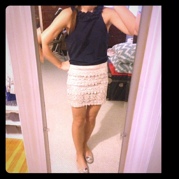❌SOLD❌Lace skirt
