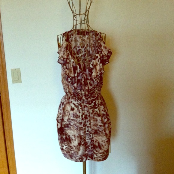 💢💢sold 4 dress bundle 💢💢