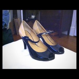 Franco Sarto peep toe maryjane pumps