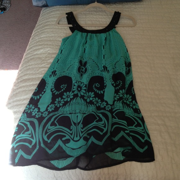 Adorable summer dress - Picture 3 of 3