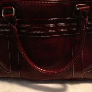 Reserved for Clwyllie.......Gucci Purse ❤