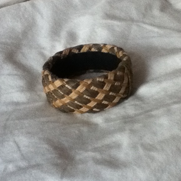 🎀🎀Two bracelets🎀🎀 - Picture 2 of 3