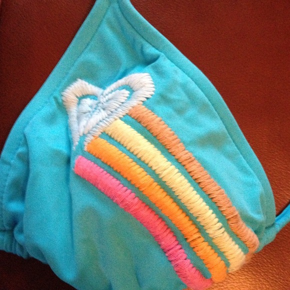 🚨SOLD🚨Adorable Roxy Bikini👙 - Picture 3 of 4