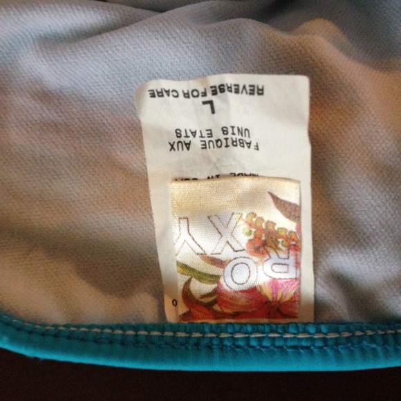 🚨SOLD🚨Adorable Roxy Bikini👙 - Picture 4 of 4