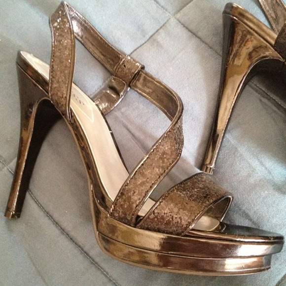 Guess black sparkle high heels - Picture 3 of 3