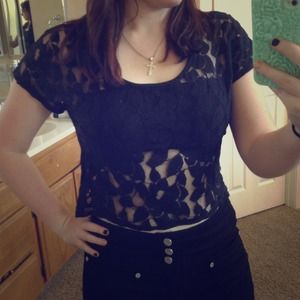 ❌SOLD❌High Low Black Lace Crop Top