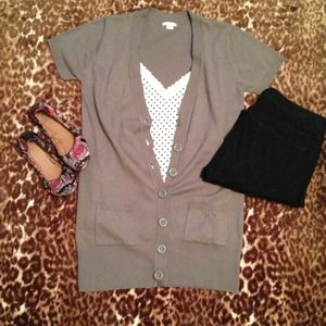 SOLD!!✔Long Gray Sweater w/Pockets