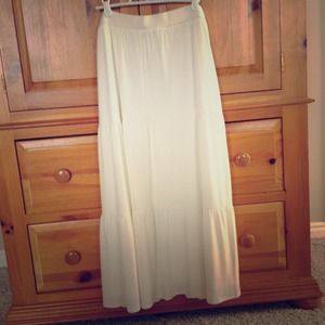 white tiered maxi skirt