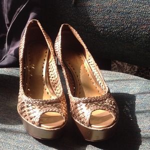 BCBG plat form wedge heel and black boots