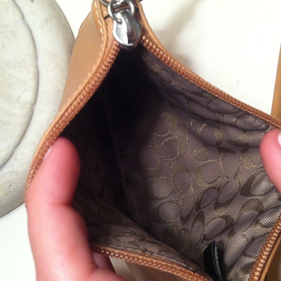Purse - Picture 2 of 2