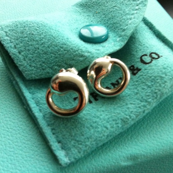 Tiffany & Co. Jewelry - ~Weekend sale~TIFFANY'S Eternal Circle earrings