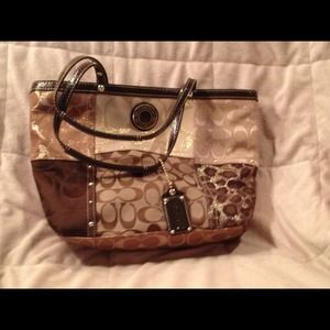 👜 NEW COACH SHOULDER BAG - NWOT 👜