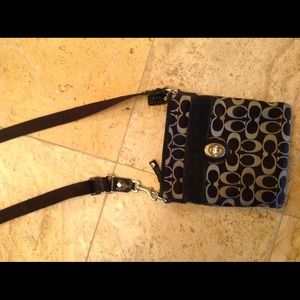 Coach shoulder bag