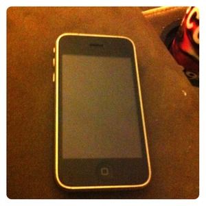 8g Iphone 3