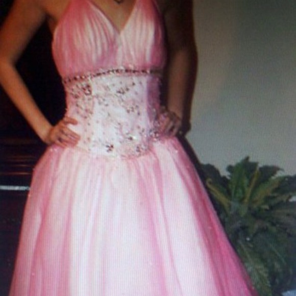 Never before worn! New without tags prom dress.