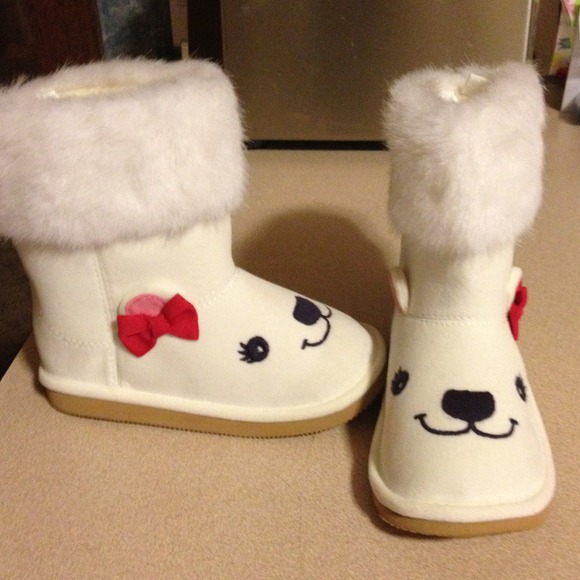 Fur boot - Picture 1 of 1