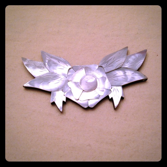 Vintage Mother of Pearl Shell Pendant