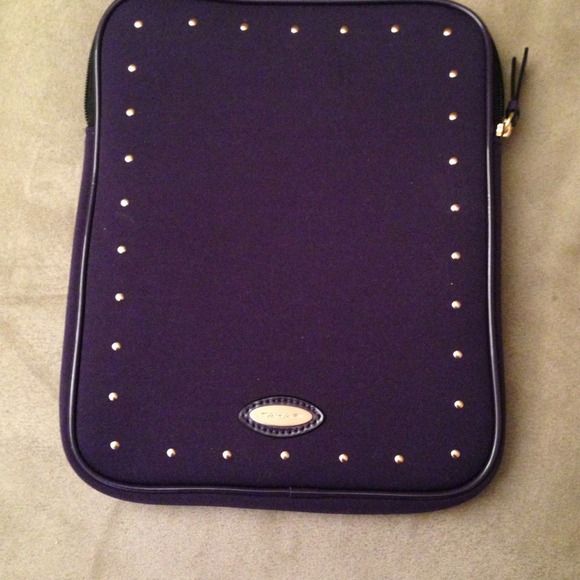 Ipad cover - Picture 1 of 2