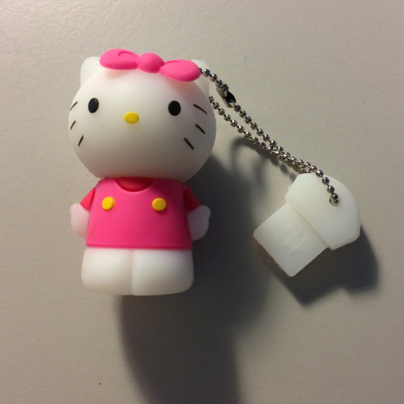 Hello Kitty USB 32G - Picture 1 of 4