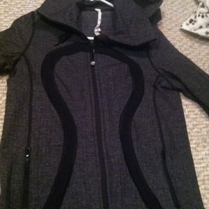 Lululemon hooded stride jacket black size 8