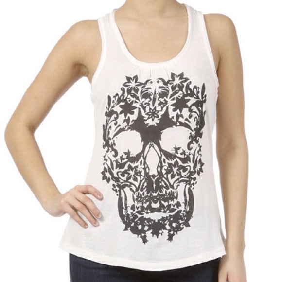 Tops - 🌺BUNDLE🌺 3 Items