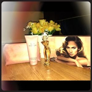 Perfum by Jennifer Lopez