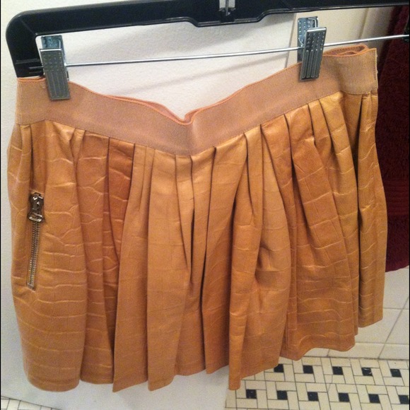 🎉host pick 🎉3.1 Phillip Lim Leather Skirt - Picture 4 of 4