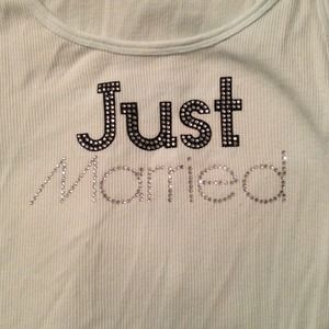 BUNDLE!!! Just married VS tank.💙