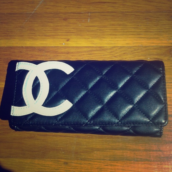 *Sold* Chanel cambon wallet