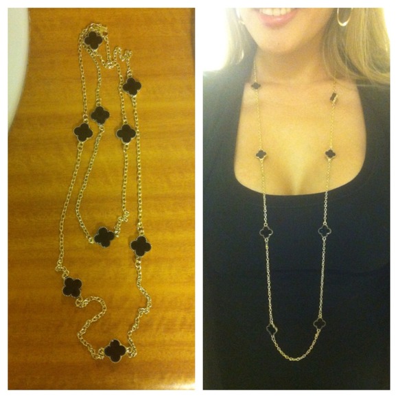 Favorite Clover Necklace ❤❤