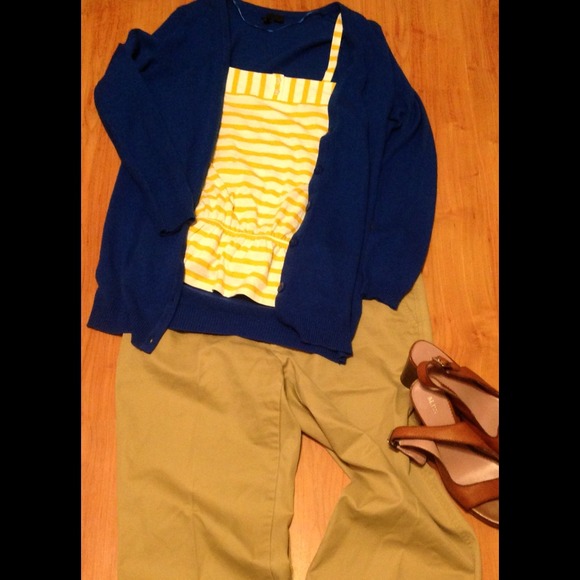SOLD IN BUNDLE ~GAP striped tank camisole top M/ L