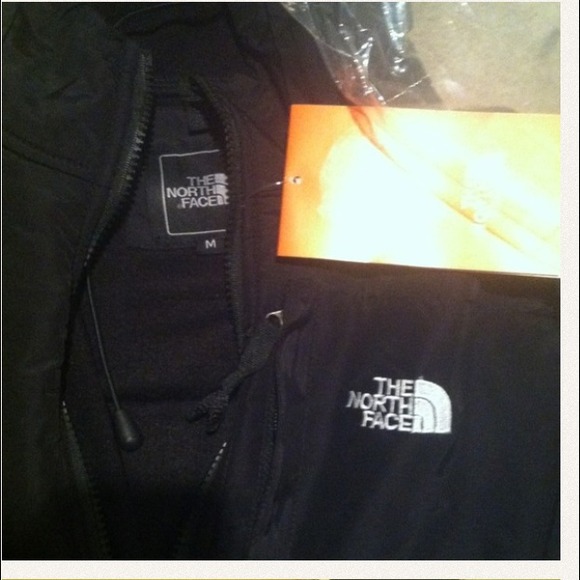 🎉🆕 TRADED - North Face Jacket🆕🎉
