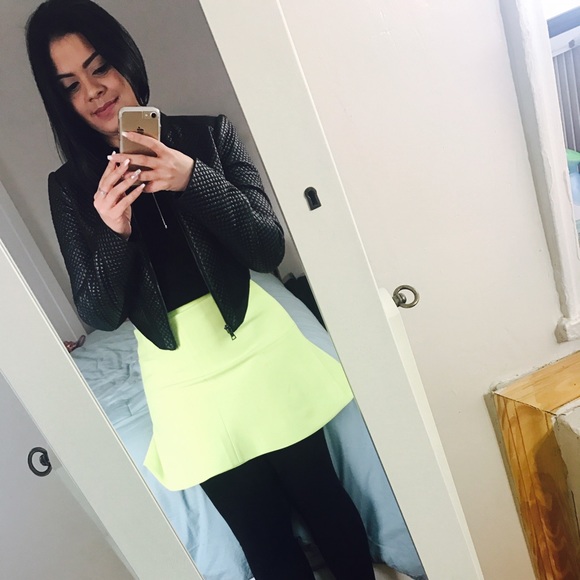 Meet Your SellerπππΉππβ€ - Picture 2 of 4